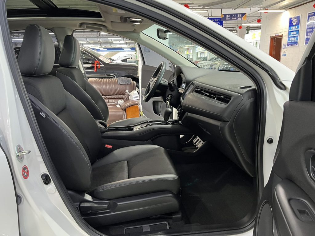 Honda Vezel,2020 г. выпуска, 1,5 л, CVT, версия Pioneer - AUTO STAR