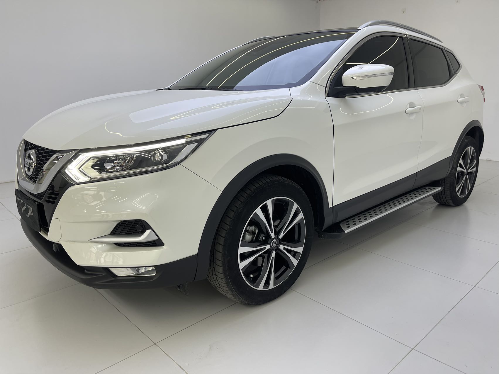 Nissan QASHQAI,  2022 г. выпуска, 2,0 л, CVT, XV Prem. Luxury Edition