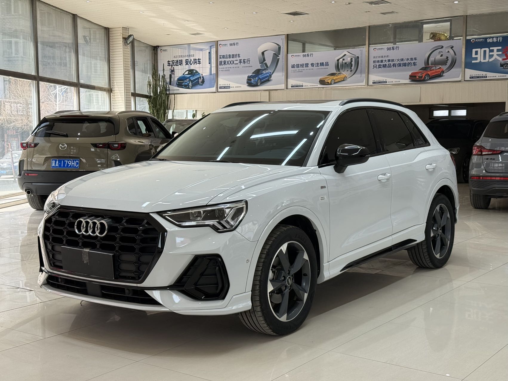 Audi Q3,  2023 модельный год, версия 35TFSI Sport
