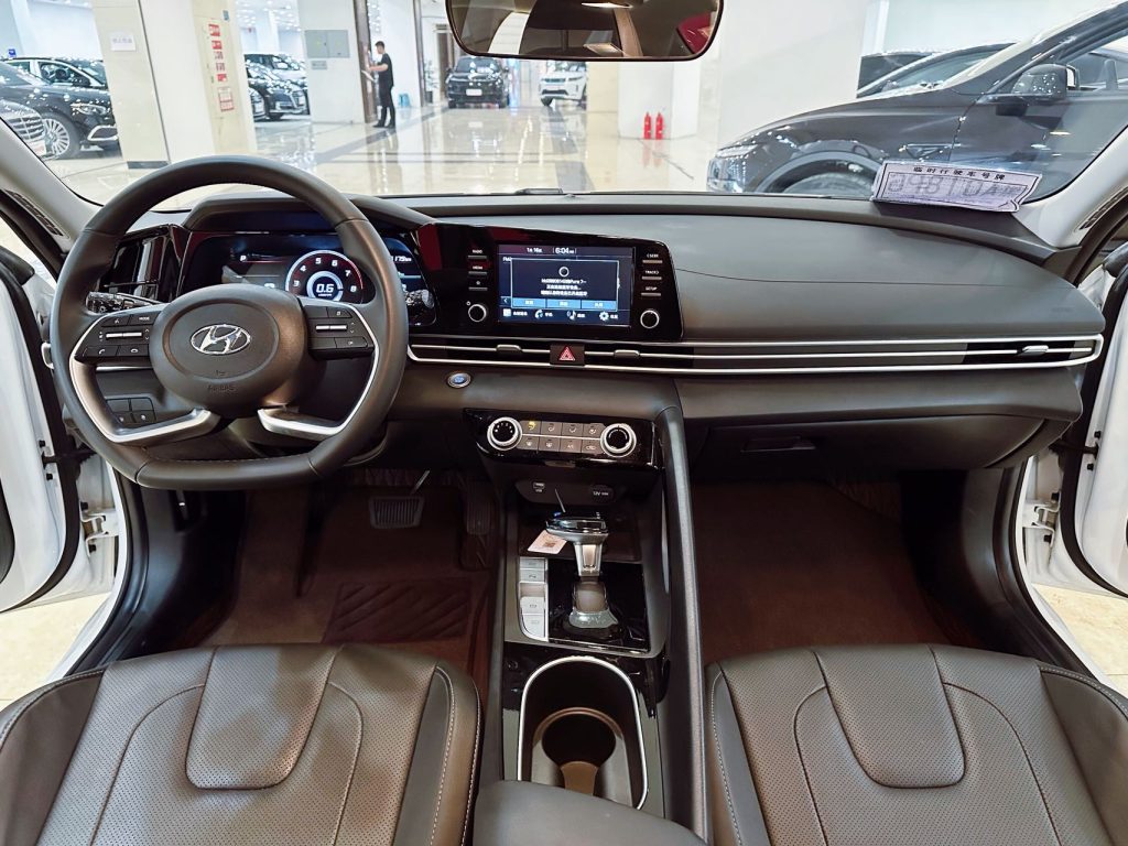 Hyundai Elantra, 2022 модельный год, 1,5 л, CVT, версия GLX Elite - AUTO STAR