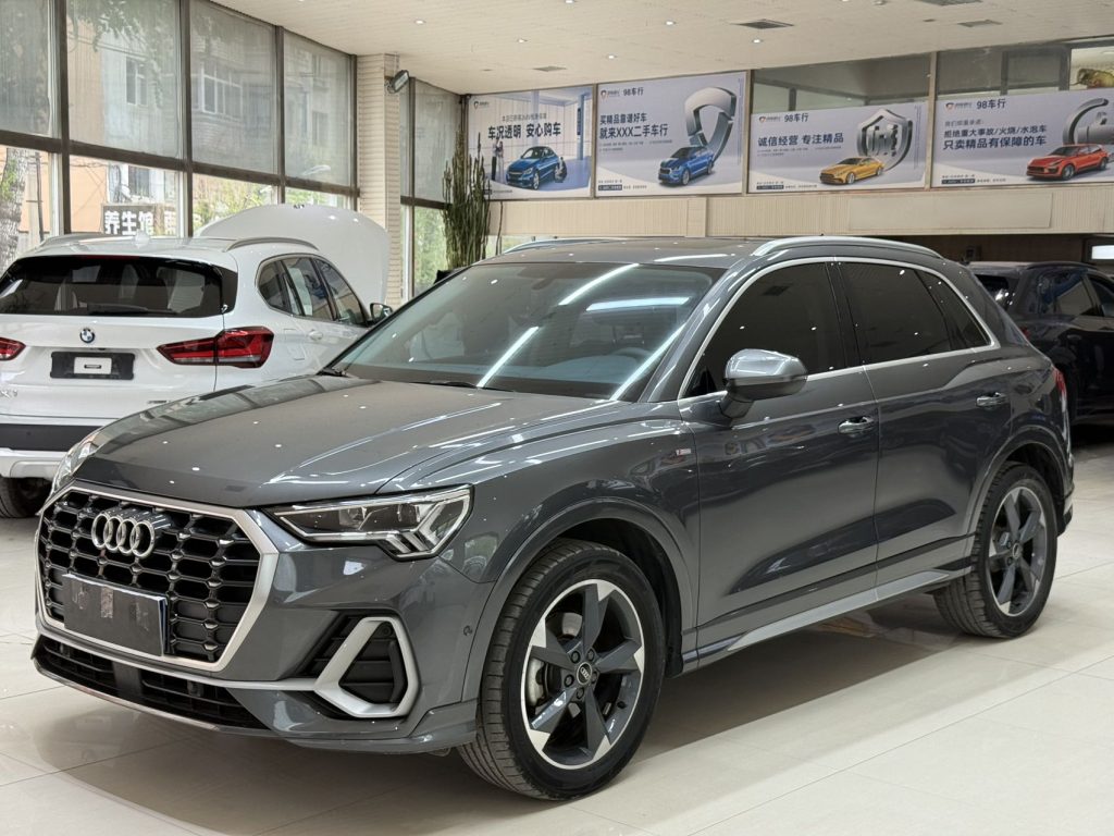 Audi Q3,2023 модельный год, версия 35TFSI Sport (1.4T) - AUTO STAR