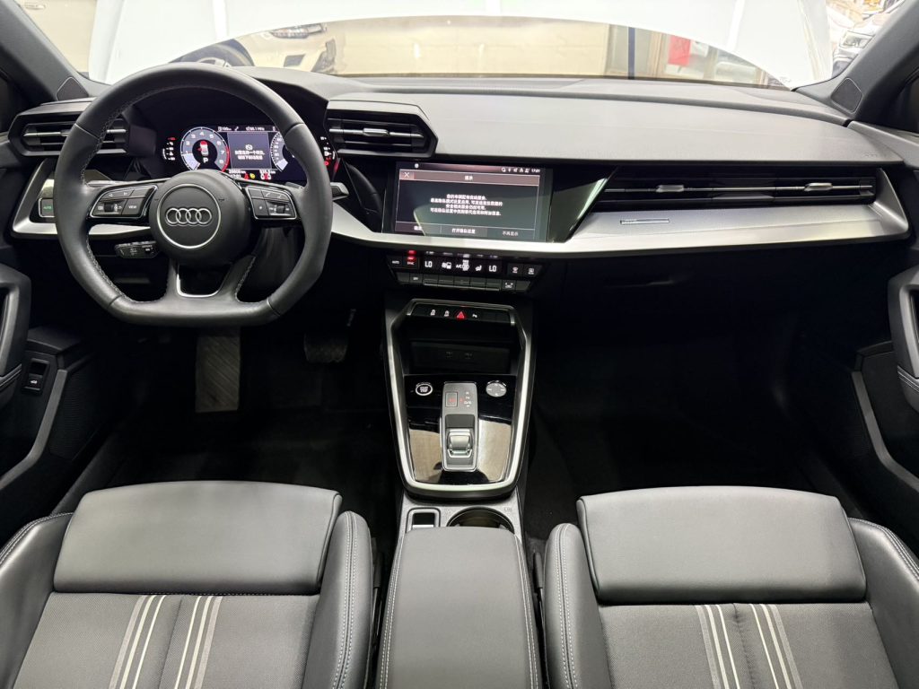 Audi A3 2023 г. Обновленная версия A3L Limousine 35 TFSI Sport - AUTO STAR