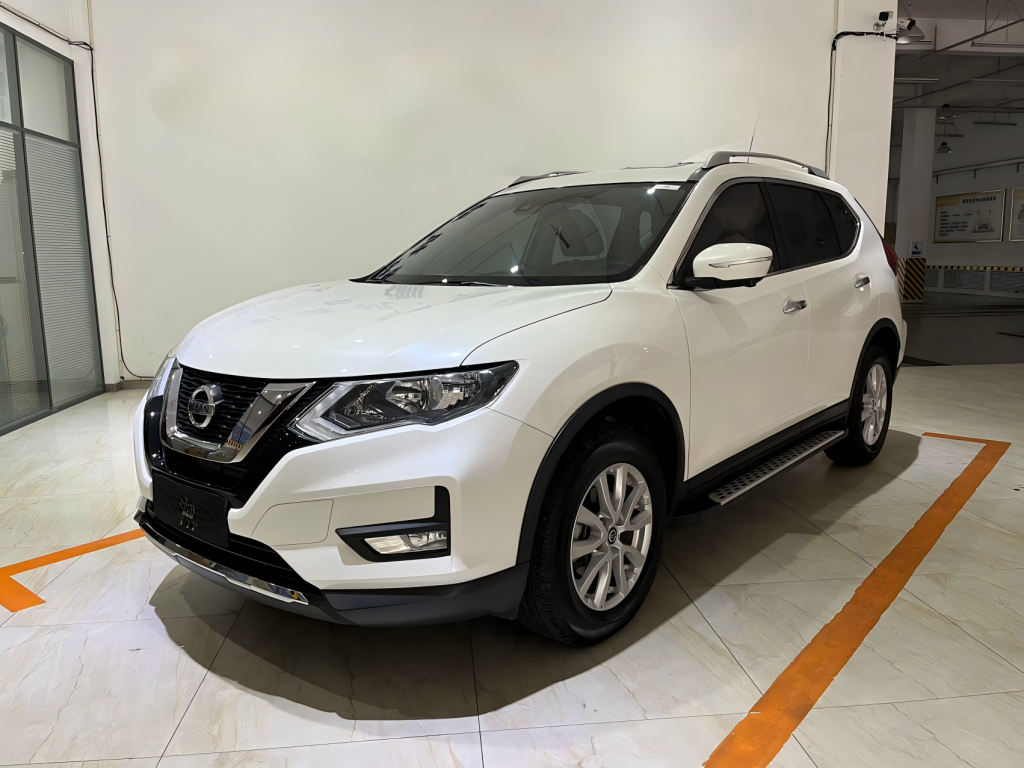 Nissan X-Trail, 2022 г. выпуска, 2,0 л, передний привод, версия «Smart Connect Comfort» - AUTO STAR