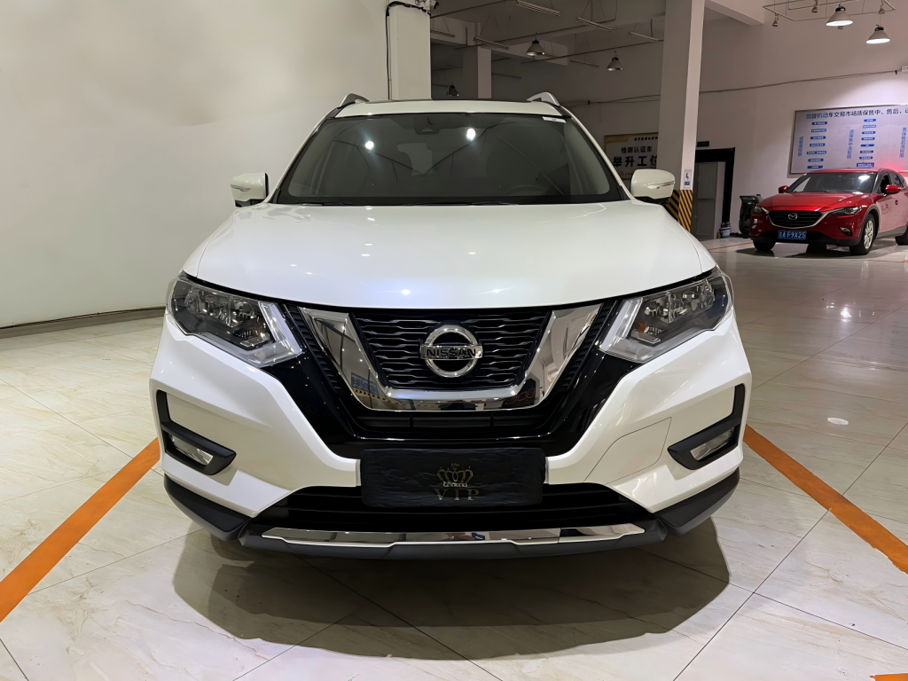 Nissan X-Trail, 2022 г. выпуска, 2,0 л, передний привод, версия «Smart Connect Comfort» - AUTO STAR