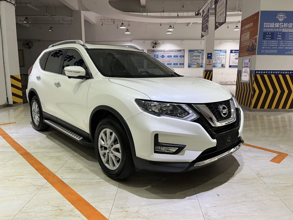 Nissan X-Trail, 2022 г. выпуска, 2,0 л, передний привод, версия «Smart Connect Comfort» - AUTO STAR