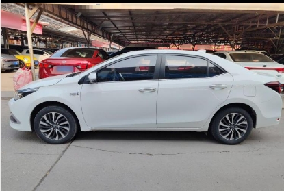 Toyota Corolla Twin Engine E+ 2019 1.8L E-CVT Pioneer Edition - Huishida Trading