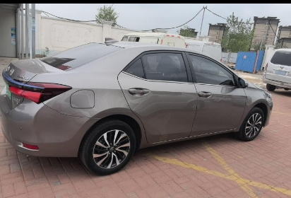 Toyota Corolla Twin Engine E+ 2019 1.8L E-CVT Leader - Huishida Trading