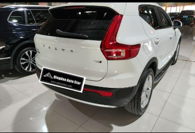 Volvo XC40 2021 T4 4WD Smart Style - Huishida Trading