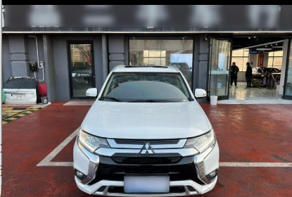 Mitsubishi Outlander 2021 2.0L 2WD Premium 5-Seater - Huishida Trading