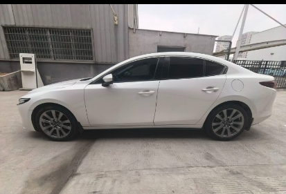 Mazda3 Axela 2021 2.0L Automatic Premium Edition - Huishida Trading