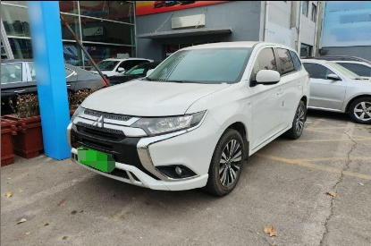 Mitsubishi Outlander 2021 2.0L 2WD Premium 5-Seater