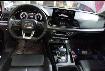 Audi Q5L 2021 45 TFSI Luxury Dynamic - Huishida Trading