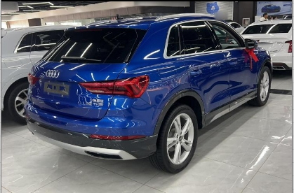 Audi Q3 2022 35 TFSI Стильная элегантность - Huishida Trading