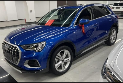 Audi Q3 2022 35 TFSI Стильная элегантность