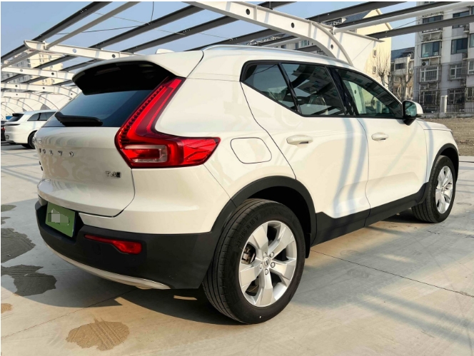 Volvo XC40 2021 T4 4WD Intelligent Stylish Edition - Huishida Trading