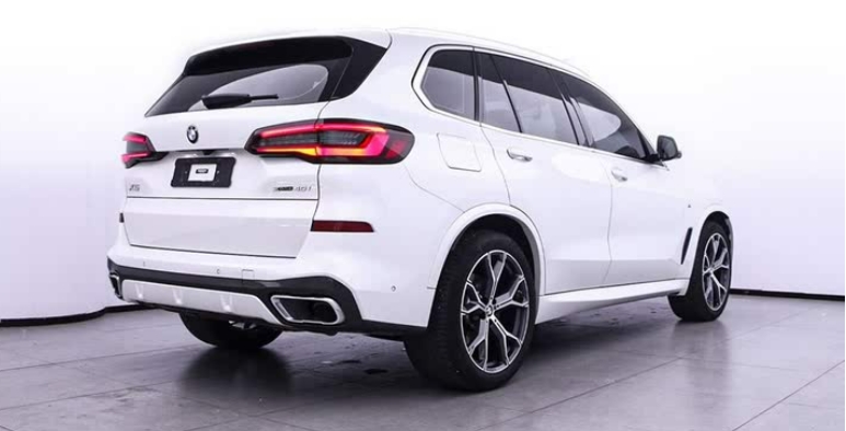 BMW X5 2022 xDrive40i Premium M Sport Package - Huishida Trading
