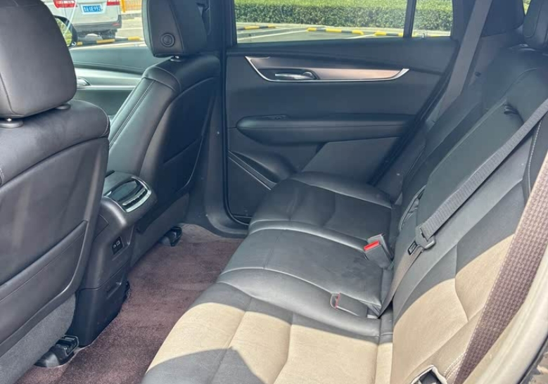 Cadillac XT6 2022 2.0T 7-местный 4WD Style - Huishida Trading