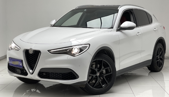 Alfa Romeo Stelvio  2021 Stelvio 2.0T 280HP Luxury Edition
