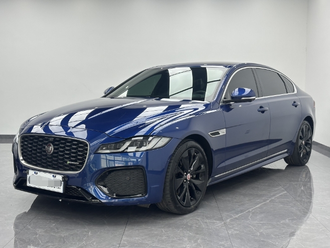 Jaguar XFL 2021 XFL 2.0T P300 4WD Signature Sport