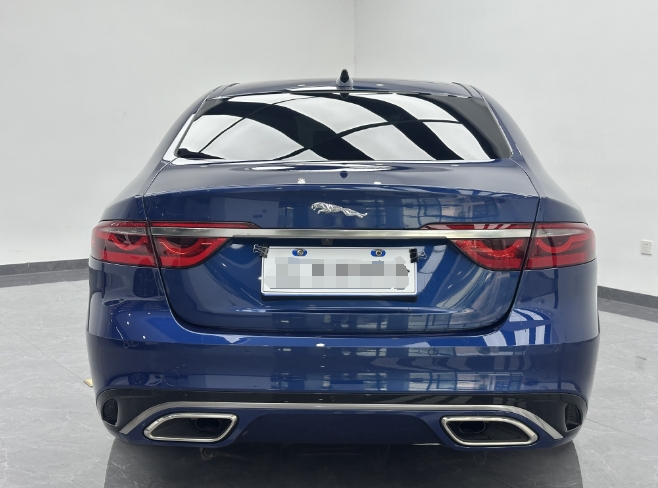 Jaguar XFL 2021 XFL 2.0T P300 4WD Signature Sport - Huishida Trading