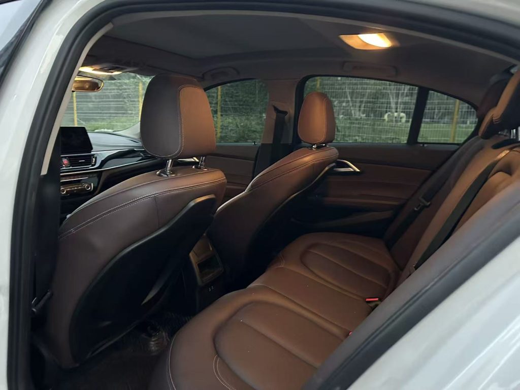 BMW 1 Series 2022 BMW 120i M Sport Night Edition - Huishida Trading