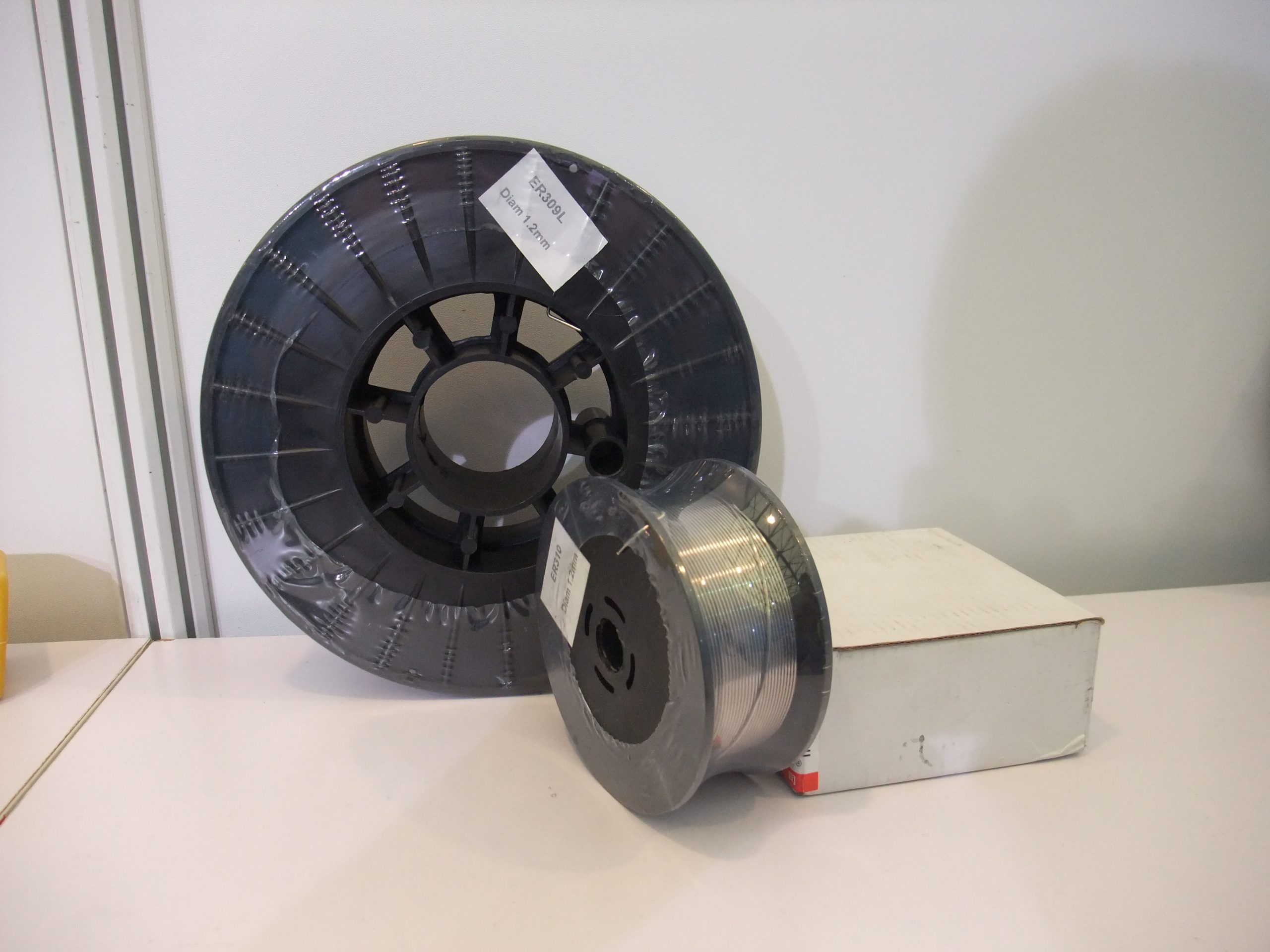 Как выбрать проволоку 0.8 для сварки нержавейки?