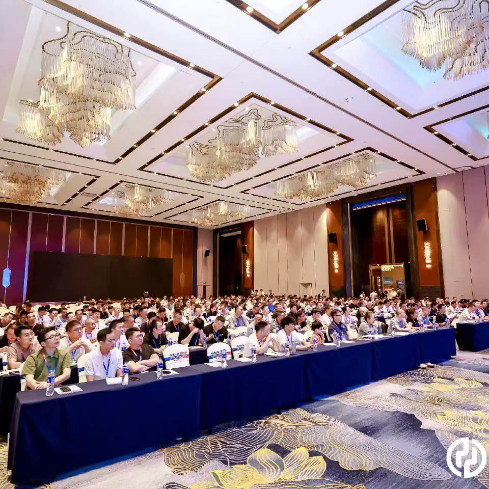 Компания Qingdao Yanqi Die Casting Equipment Co., Ltd. представила свою продукцию на семинаре по технологиям литья под давлением «Чжунчжу» (станция Куньшань) 2026.