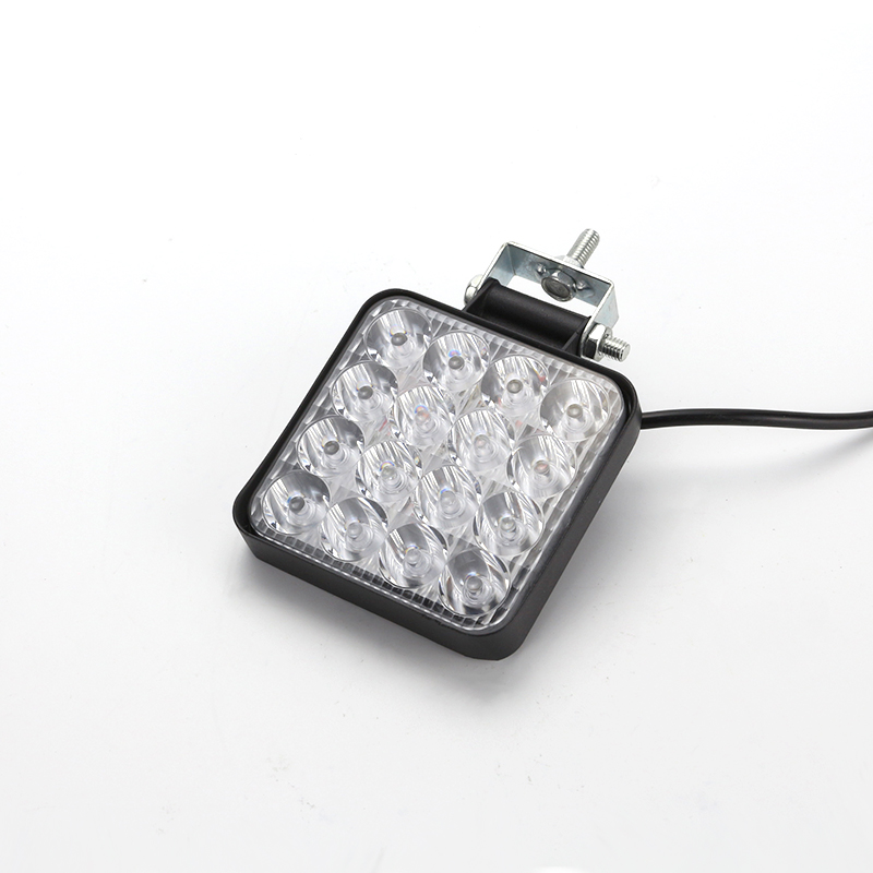 Водонепроницаемая яркая квадратная LED рабочая лампа IP68 (4-5 дюймов, 10-40V)