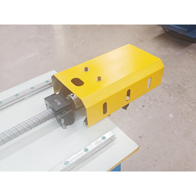 Станок для холодной гибки и формовки пазов в теплицах