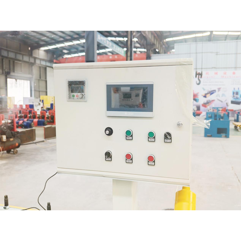 Станок для холодной гибки и формовки пазов в теплицах