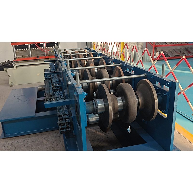 Автоматический станок для прокатки дорожных ограждений с высокотехнологичным оборудованием для производства стальных дорожных ограждений