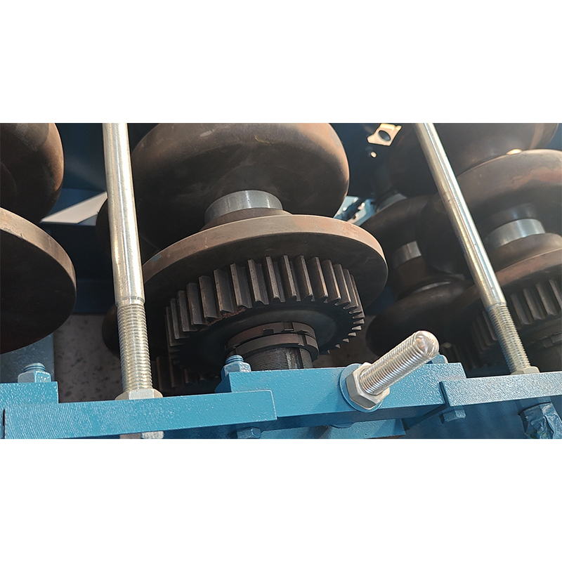 Автоматический станок для прокатки дорожных ограждений с высокотехнологичным оборудованием для производства стальных дорожных ограждений