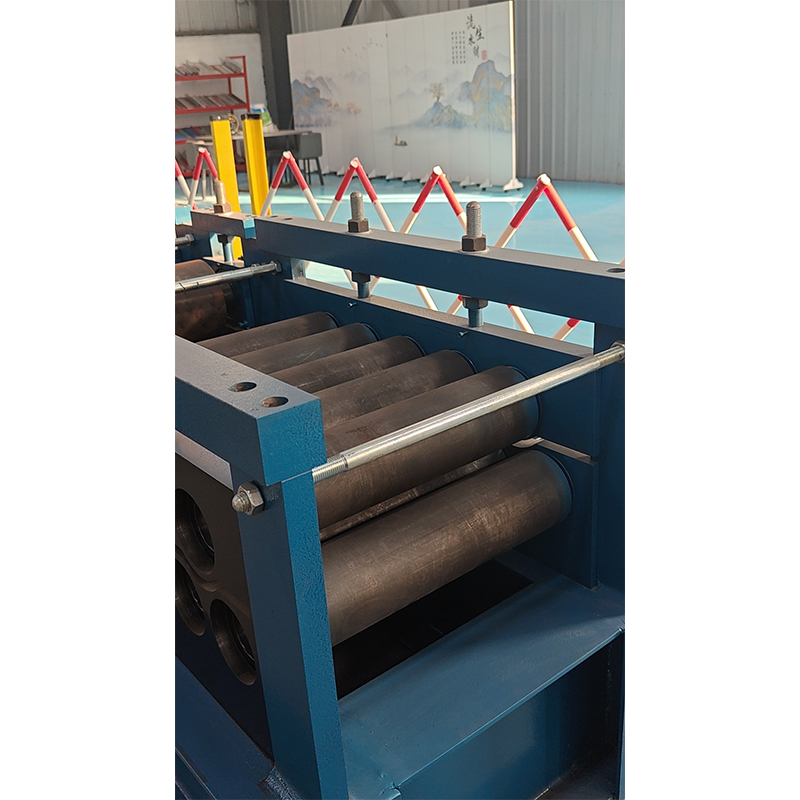 Автоматический станок для прокатки дорожных ограждений с высокотехнологичным оборудованием для производства стальных дорожных ограждений
