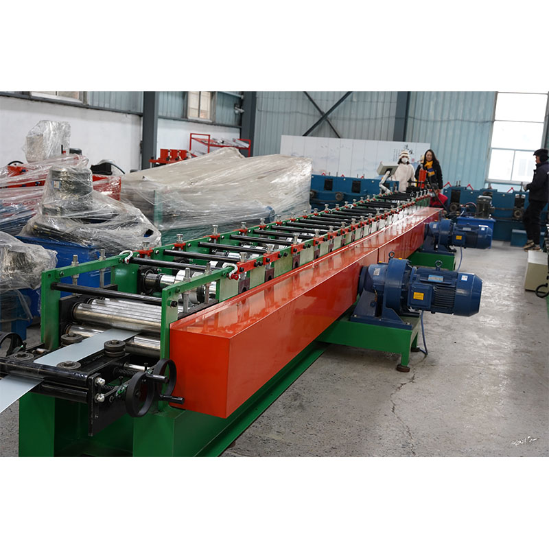 Источник: Заводская продажа станков для изготовления солнечных монтажных конструкций, станков для профилирования стальных водосточных желобов и водосточных систем