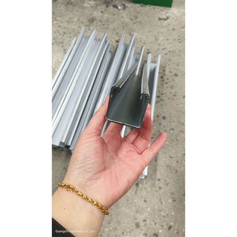 Источник: Заводская продажа станков для изготовления солнечных монтажных конструкций, станков для профилирования стальных водосточных желобов и водосточных систем