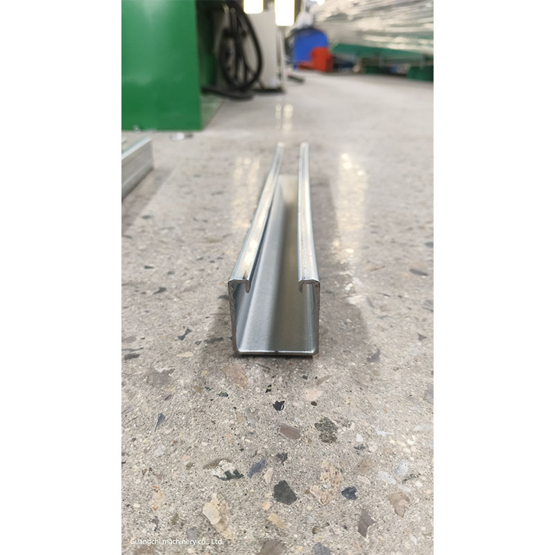 Источник: Заводская продажа станков для изготовления солнечных монтажных конструкций, станков для профилирования стальных водосточных желобов и водосточных систем