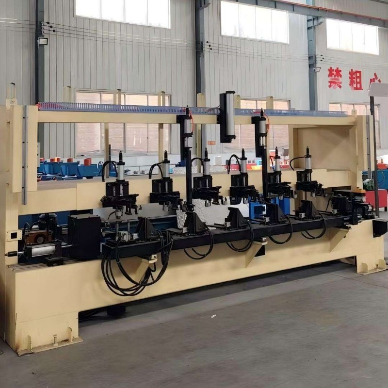 Мощный сварочный аппарат для строительных труб с автоматической подачей, сертифицированный CE для производственной линии строительных лесов