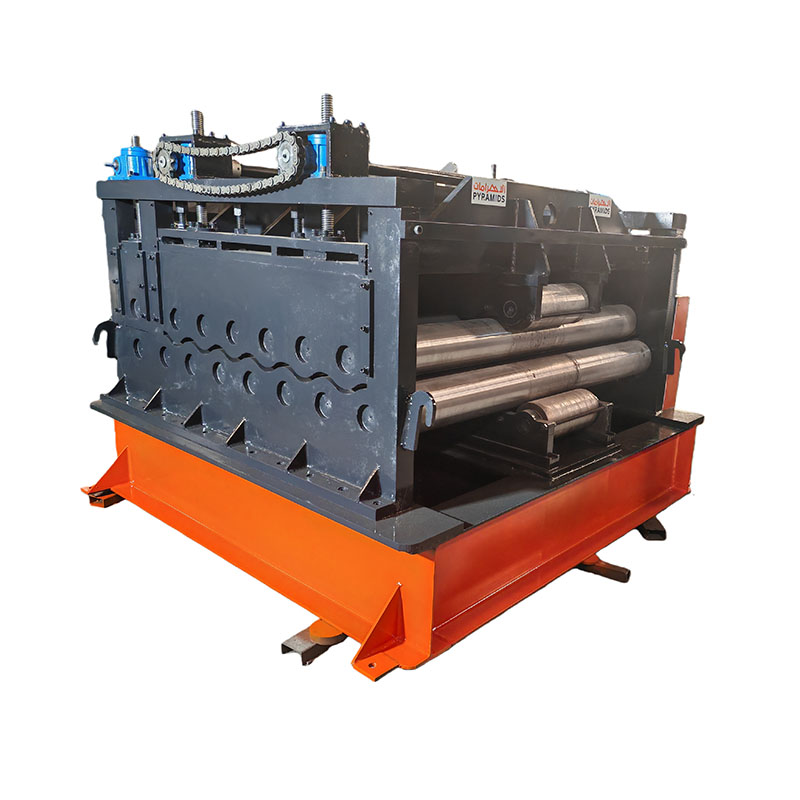 Производство высококачественных автоматических трехволновых станков для холодной прокатки и выравнивания дорожных ограждений