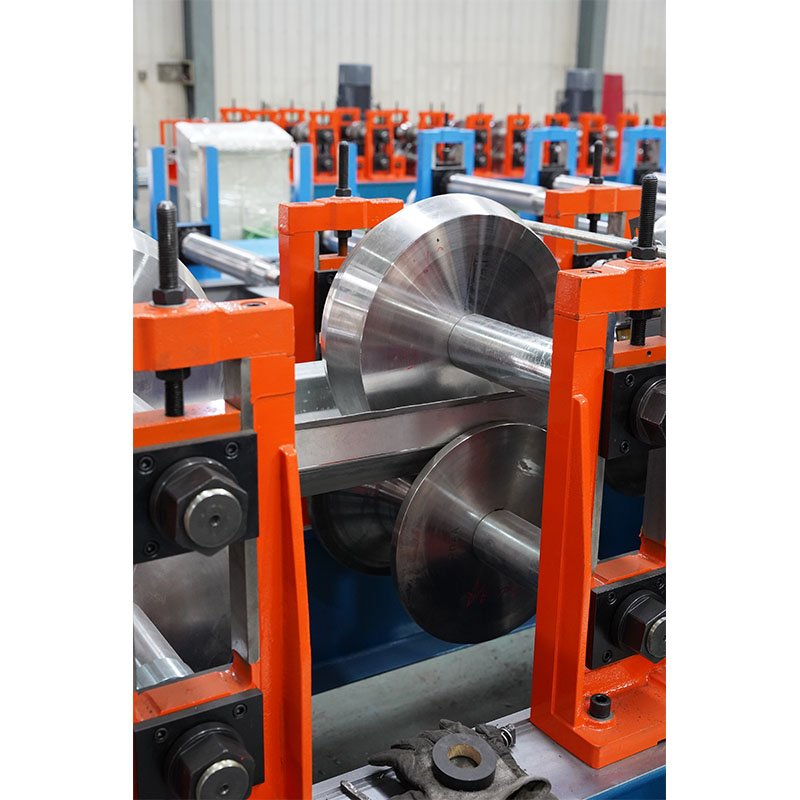 Станок для профилирования профилей из легкой стали для гипсокартона, изготовленных по индивидуальному заказу (C и U-образные профили).