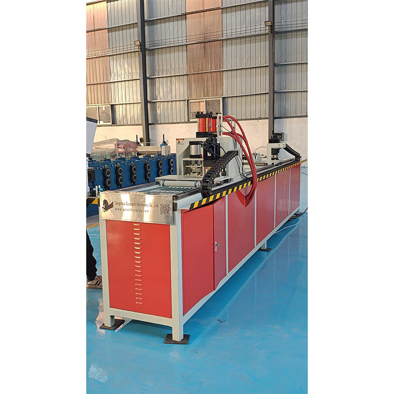 Станок для штамповки и резки металлических изделий