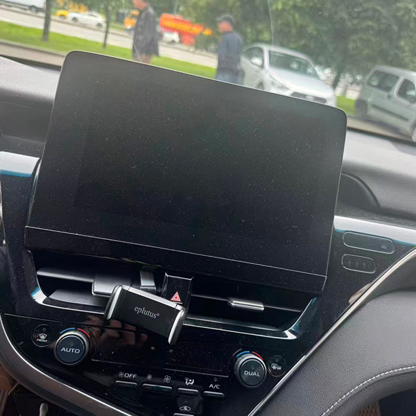 Новый уровень: почему Toyota Camry — это больше, чем просто седан - Международная автомобильная торговая компания "Racer-house"