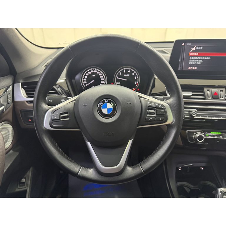 BMW X1 2021 Рестайлинг sDrive20Li Fashion: Больше, чем компактный премиум SUV — ваш уверенный спутник - Международная автомобильная торговая компания "Racer-house"