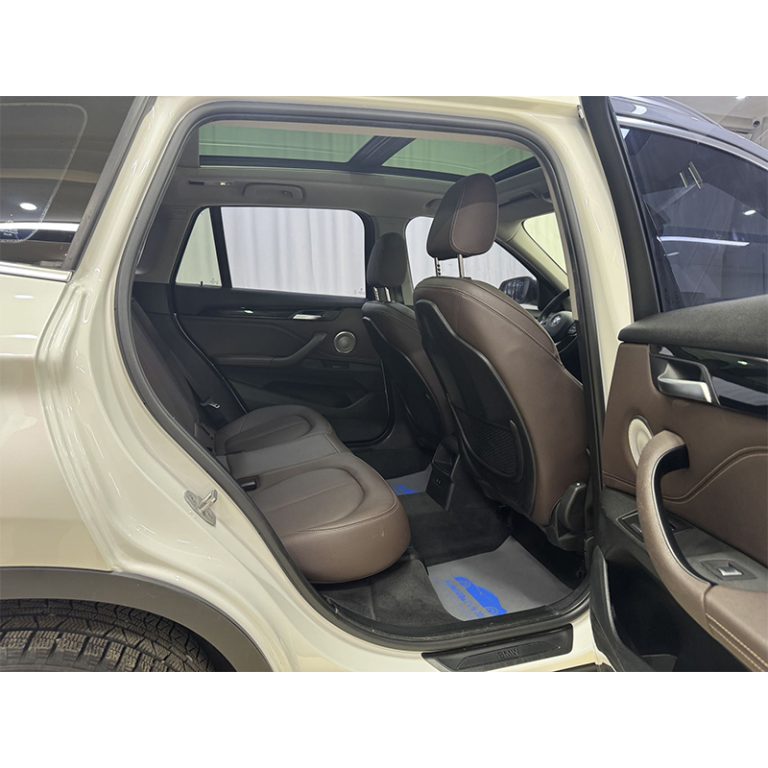 BMW X1 2021 Рестайлинг sDrive20Li Fashion: Больше, чем компактный премиум SUV — ваш уверенный спутник - Международная автомобильная торговая компания "Racer-house"