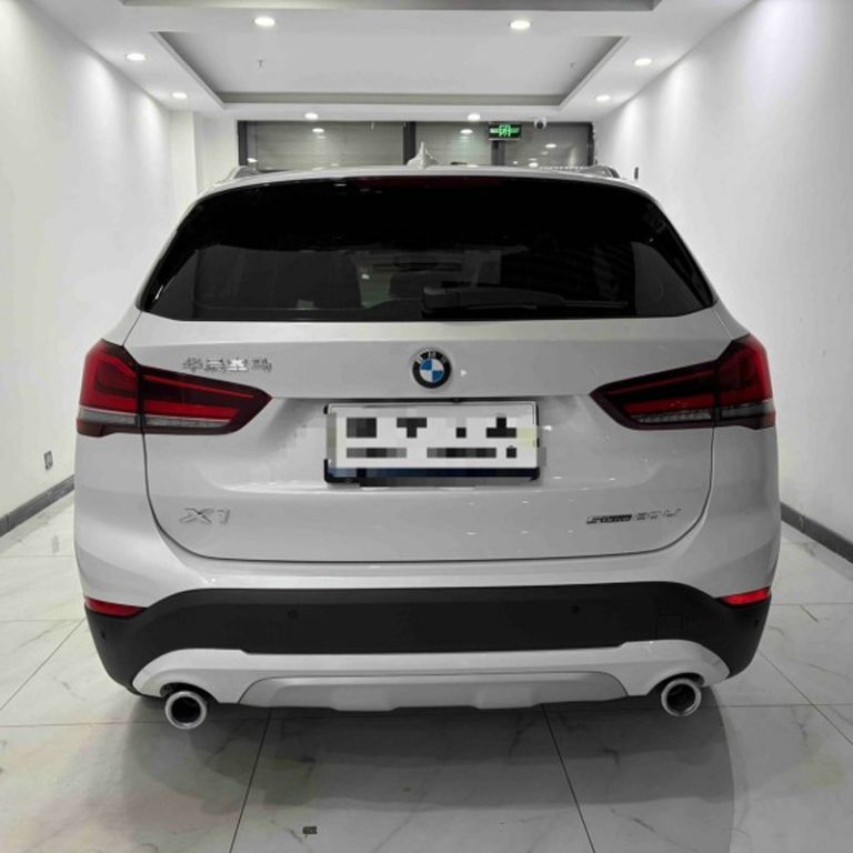 BMW X1: Не просто средство для поездок на работу, а ваш универсальный спутник в дороге - Международная автомобильная торговая компания "Racer-house"