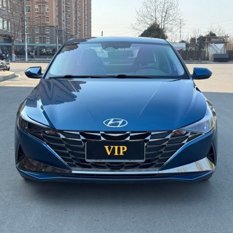 Hyundai Elantra: Больше, чем транспорт — ваш комфортный спутник в дороге - Международная автомобильная торговая компания "Racer-house"