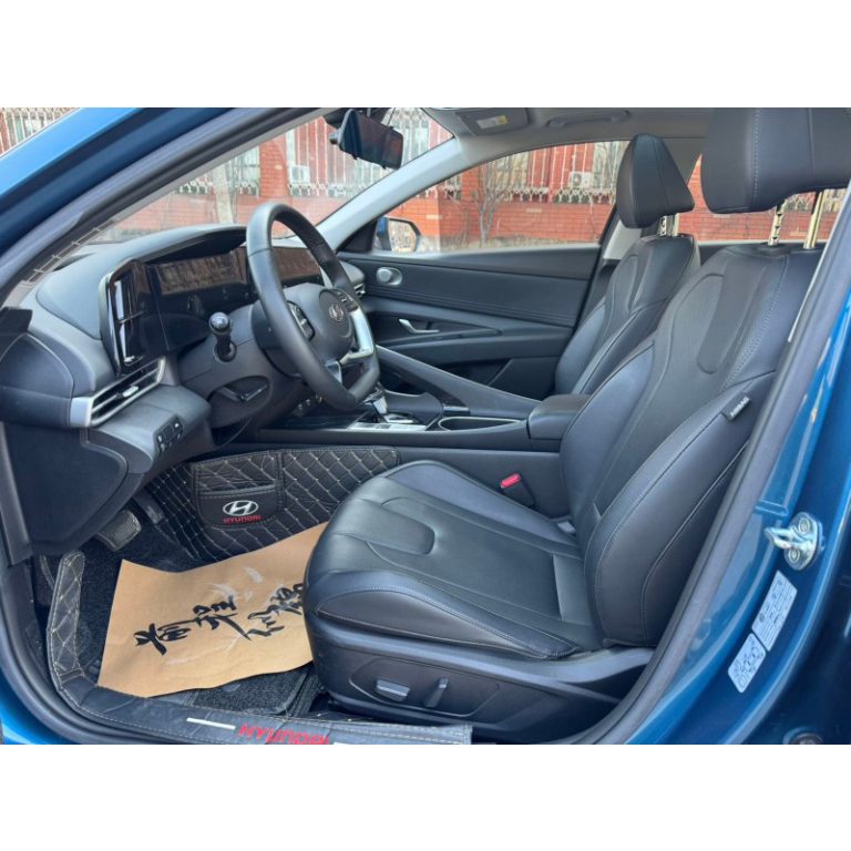 Hyundai Elantra: Больше, чем транспорт — ваш комфортный спутник в дороге - Международная автомобильная торговая компания "Racer-house"