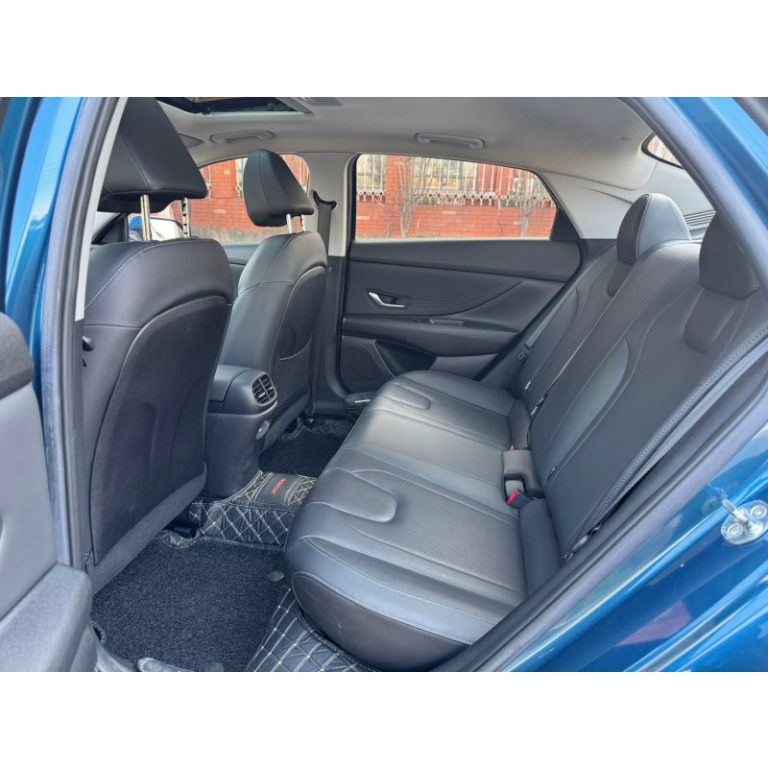 Hyundai Elantra: Больше, чем транспорт — ваш комфортный спутник в дороге - Международная автомобильная торговая компания "Racer-house"