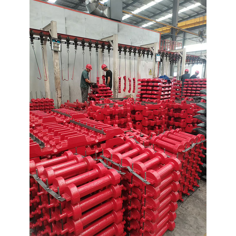 Повышение качества и эффективности с чувством ответственности: команда Хэ Хунвэя устанавливает рекорд по объему ковки