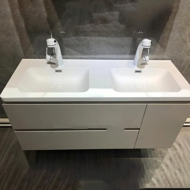 цельная раковина в Сиане: советы по установке и меры предосторожности