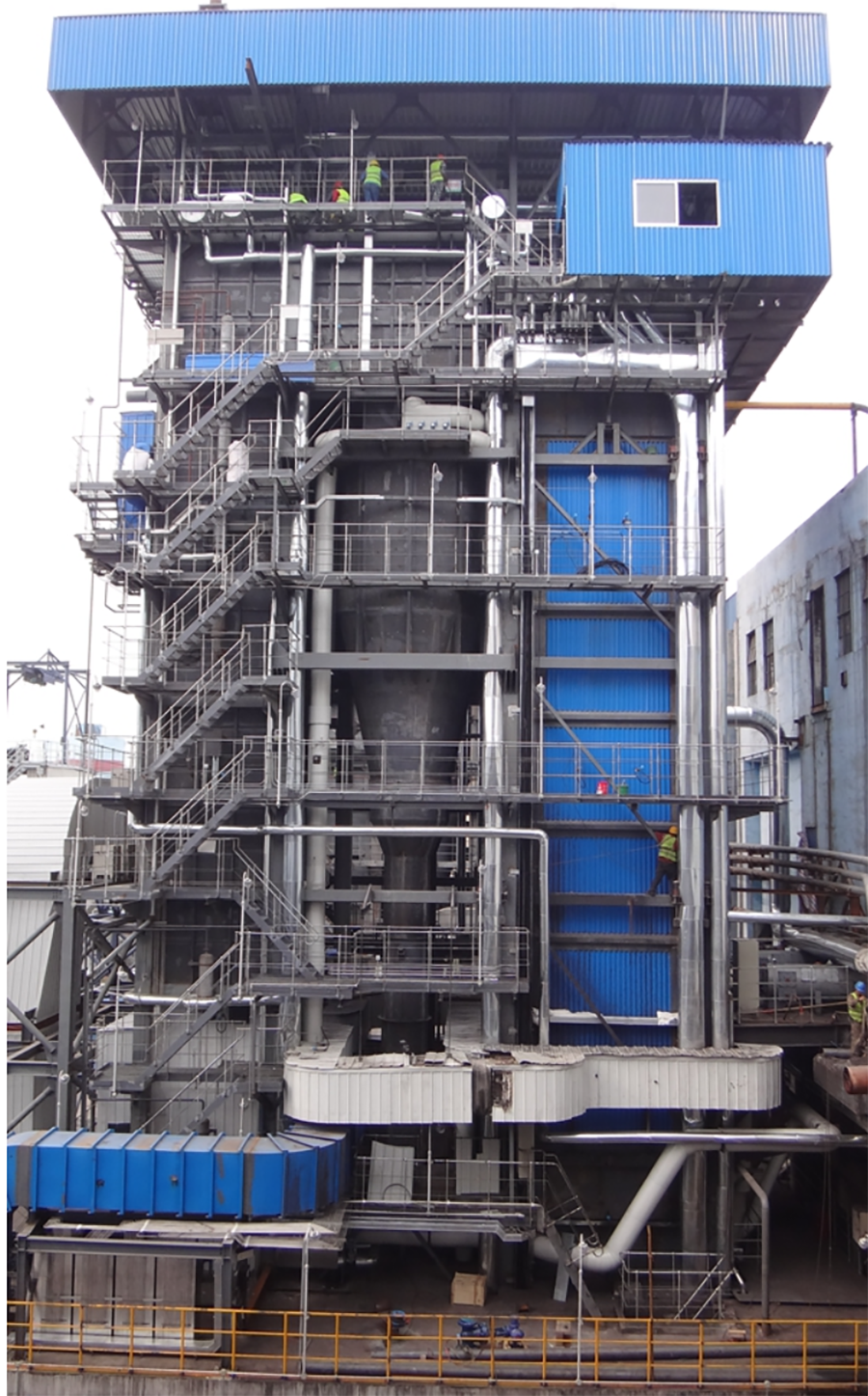 Котёл с циркулирующим кипящим слоем